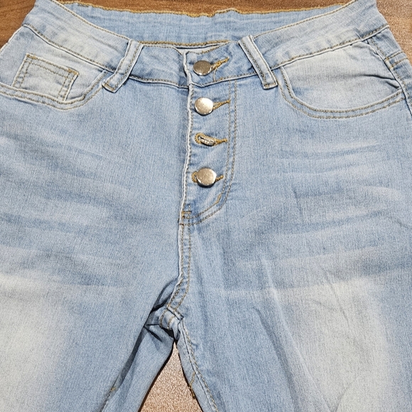 Light Blue Denim Jeans with Graphic Patch - Picture 2 of 6